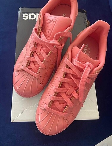 Adidas süperstar