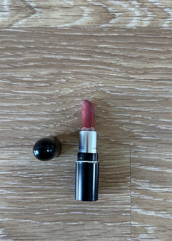 MAC Velvet Tedy ruj mini boy - Görsel 3