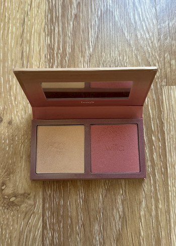 Benefit Hoola Secret Oasis Allık ve Bronzlaştırıcı - Görsel 3