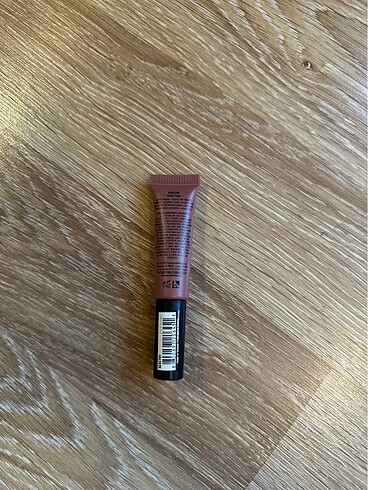 NYX NYX marka allık