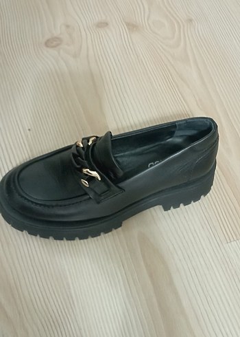 37 Beden siyah Renk DERIMOD Zincir Detaylı Siyah Deri Kadın Loafer