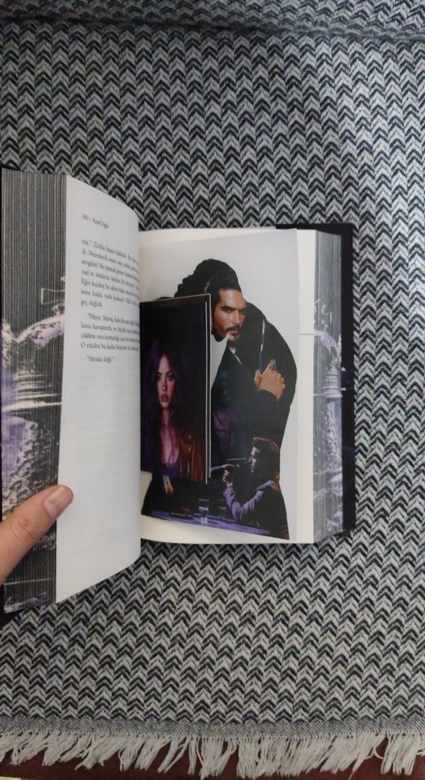 Aşk Oyunu - Aysel Ergün - Görsel 3