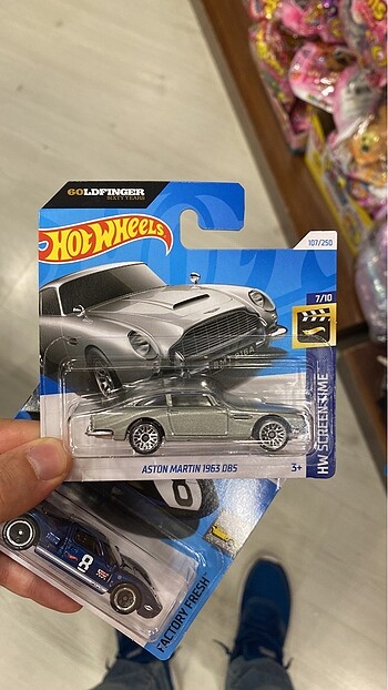 Aston Martin 1963 DBS Goldfinger Hw Screen Time nadir film araba