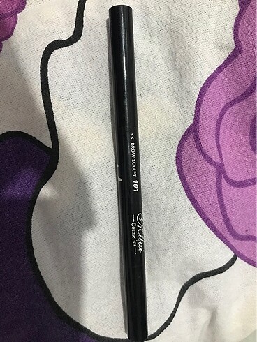 Avon Kaş kalemi