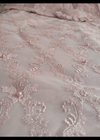 İşlemeli Pembe Yatak Örtüsü - Görsel 4