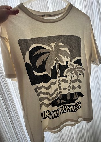 pull and bear tshırt