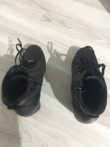 35 Beden siyah Renk 35 numara kadın bot