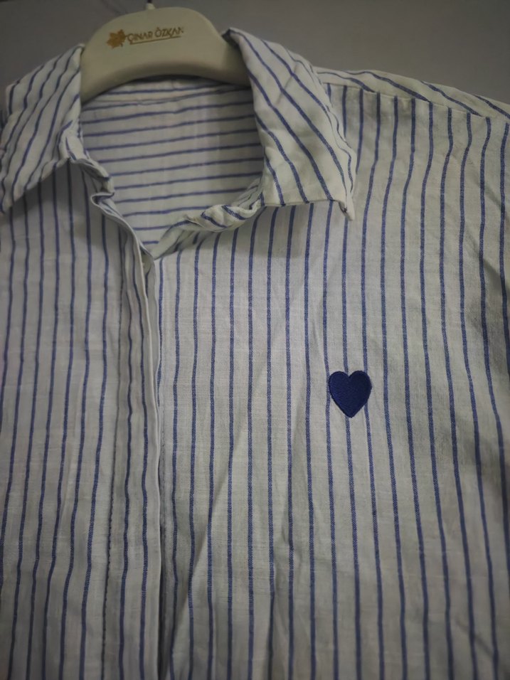 Düğmeli Çizgili Pamuklu Kadın Gömlek - Görsel 2