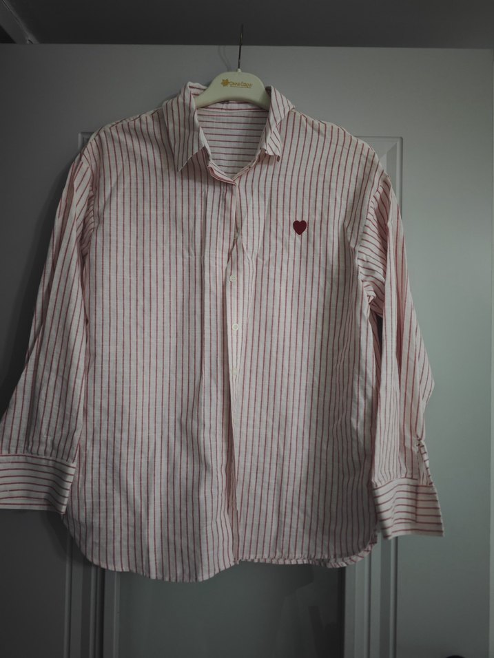 Beyaz pembe mavi gömlekler - Görsel 2