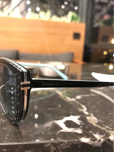  Beden Tiffany&Co güneş gözlüğü
