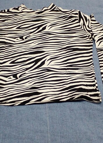 Zebra desenli üst bady