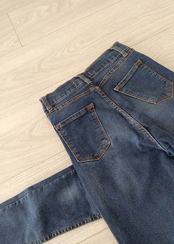 28 Beden Düğmeli Mavi Denim Kadın Jean