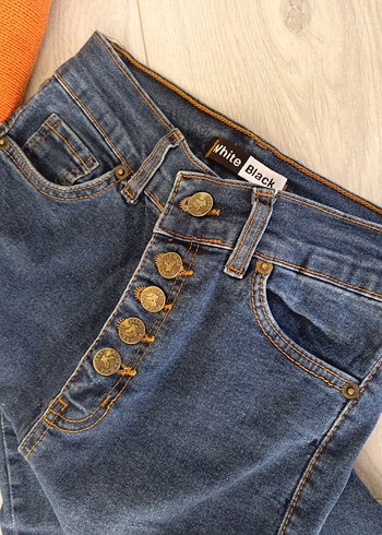 28 Beden mavi Renk Düğmeli Mavi Denim Kadın Jean