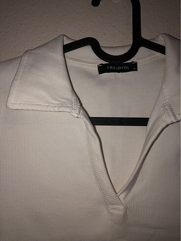 Trendyol & Milla Polo yaka crop