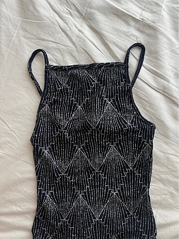 H&M simli body