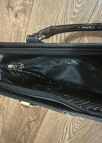 Siyah Deri Tokalı Kadın Çanta - Görsel 3
