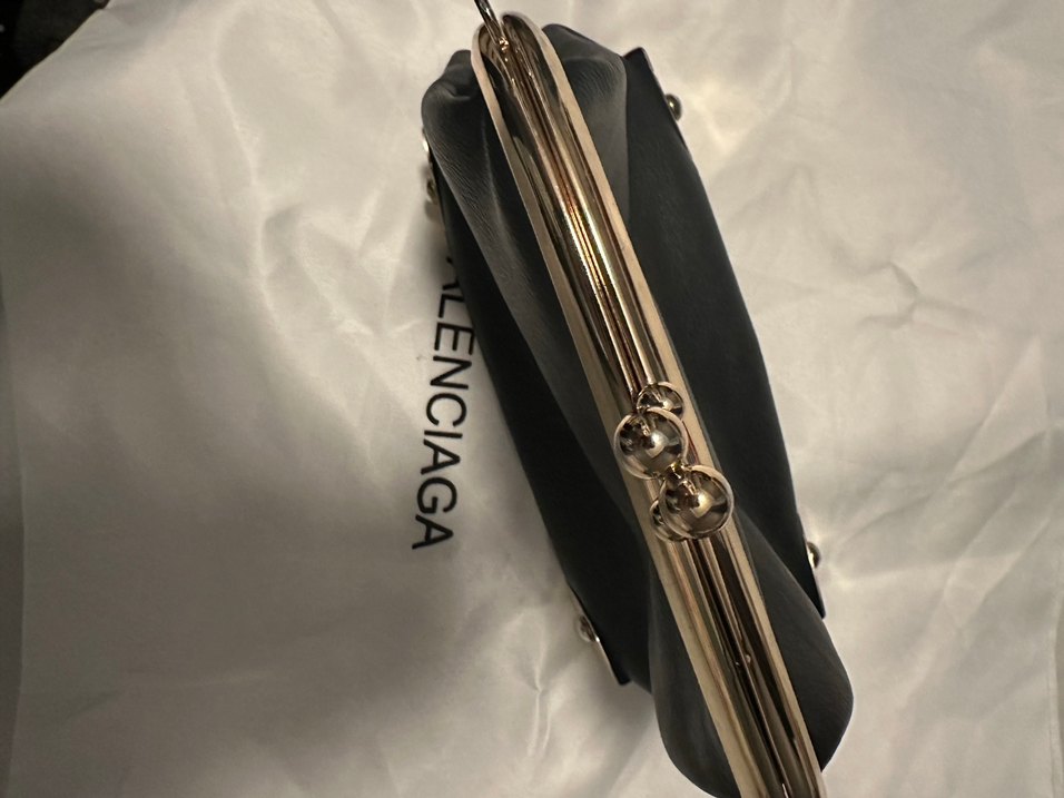 Balenciaga Siyah Deri Tokalı Kadın Çanta - Görsel 2