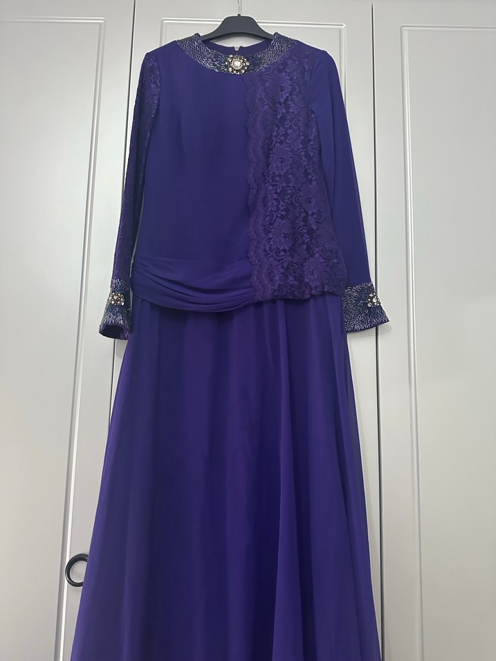 Mor Uzun Kollu Drape Detaylı Uzun Abiye Elbise - Görsel 3