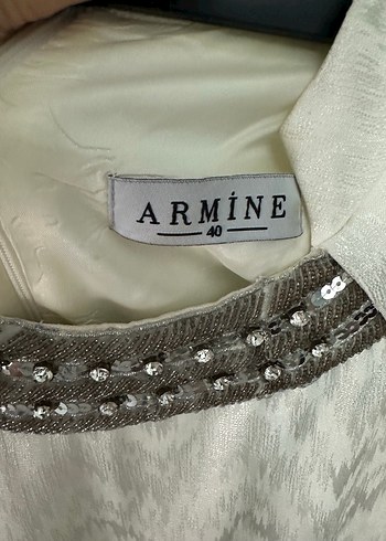 Zincir Detaylı Beyaz Uzun Bohem Elbise - Görsel 3