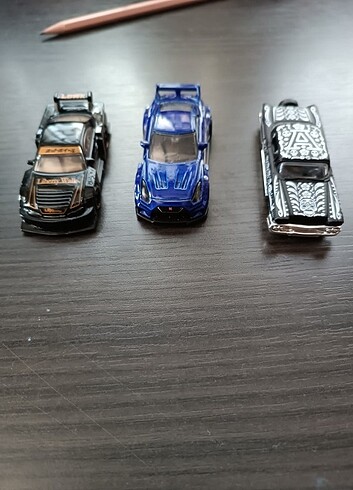 Kutusuz 3lü hot wheels
