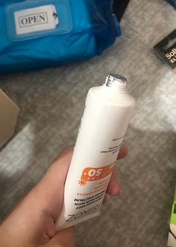 Sinoz SPF 50+ Güneş Kremi ve Ton Yükseltici - Görsel 6