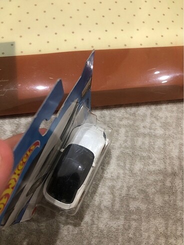 hot wheels nıssan z proto beyaz araba oyuncak - Görsel 6