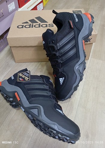 44 Beden Adidas Terrex Siyah Outdoor Erkek Ayakkabı
