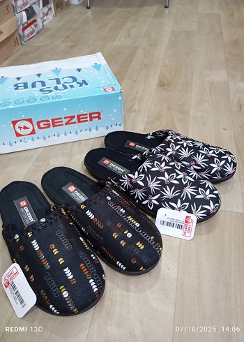 Gezer 2 adet Gezer Renkli Desenli Kadın Terlik,