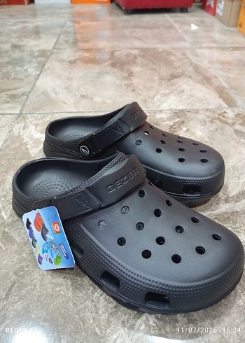 Gezer Erkek Siyah Cırtlı Terlik