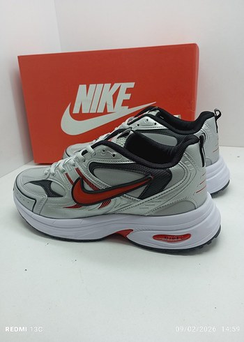 Nike Gri Erkek Spor Ayakkabı - Görsel 5