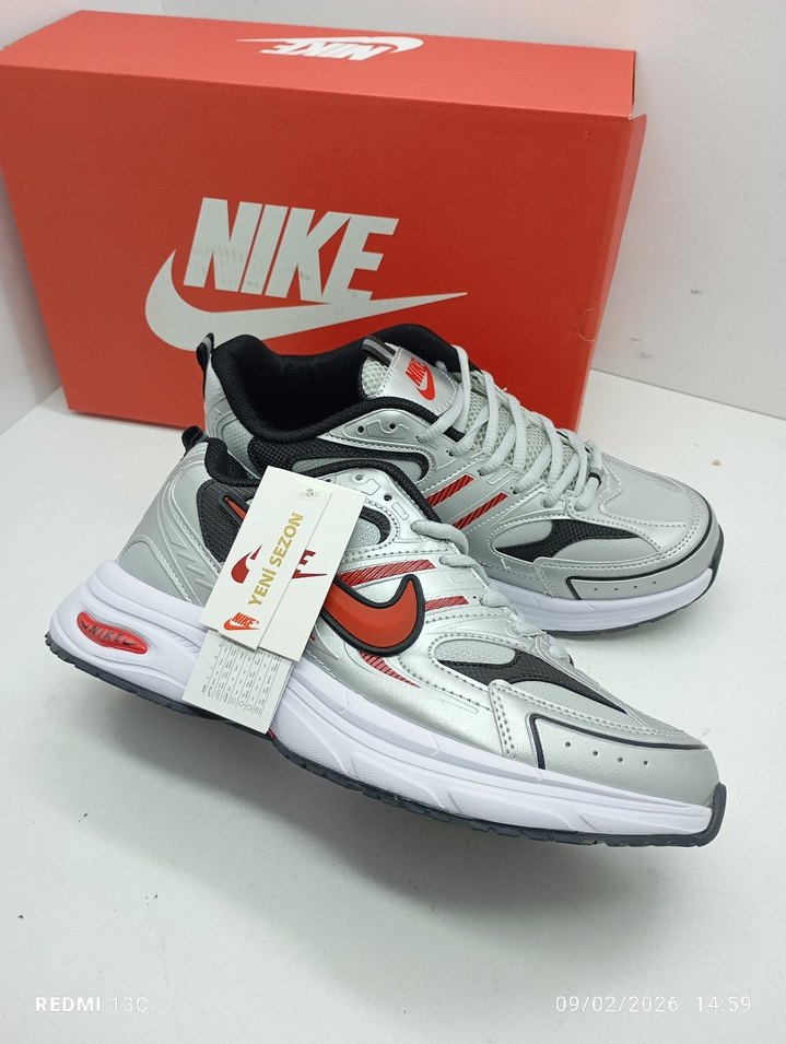 Nike Gri Erkek Spor Ayakkabı - Görsel 2