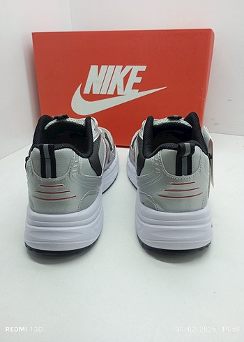 Gri Nike Spor Erkek  Sneakers - Görsel 6