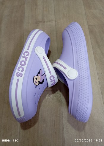 34 Beden mor Renk Crocs Kız Çocuk Mor Minnie Baskılı Terlik