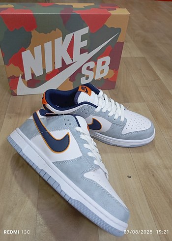 Nike SB Gri Bağcıklı Spor Ayakkabı