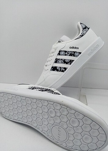 Adidas Neo Beyaz Spor Ayakkabı 