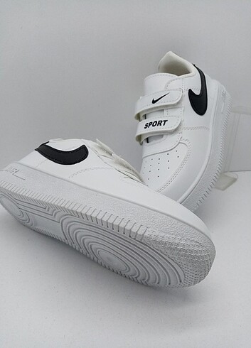 Nike Nike Airfors Beyaz Çocuk Spor Ayakkabı