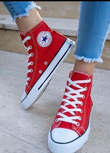 Converse Kırmızı Boğazlı Keten Spor Ayakkabı 