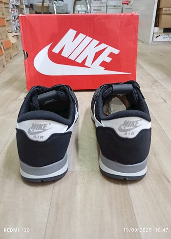 36 Beden Nike Siyah Bağcıklı KadınSpor Ayakkabı