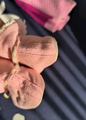 Kız Çocukları İçin Pembe Kürklü Sıcak Terlik - Görsel 4