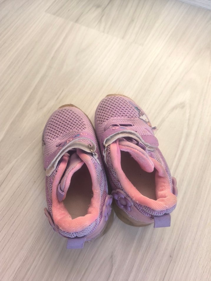 Kız Çocukları İçin Renkli Velcro Bağcıklı Spor Ayakkabı - Görsel 3