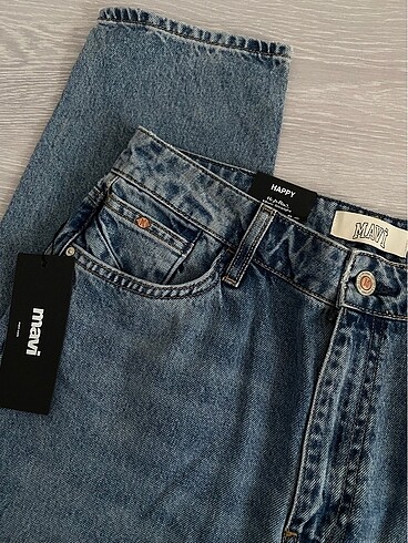 28 Beden mavi Renk Mavi Jean