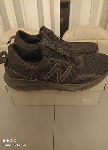 New Balance Erkek Ayakkabı 