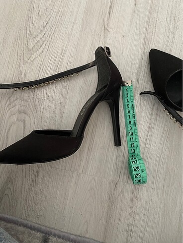 Saten stiletto