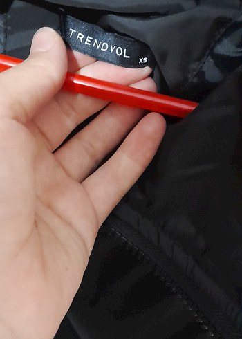 xs Beden Siyah Fermuarlı Kadın Kışlık Mont