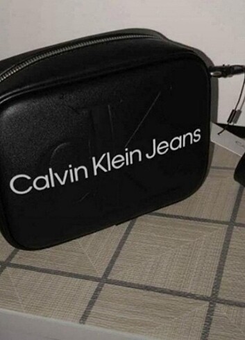 Calvin klein çanta 