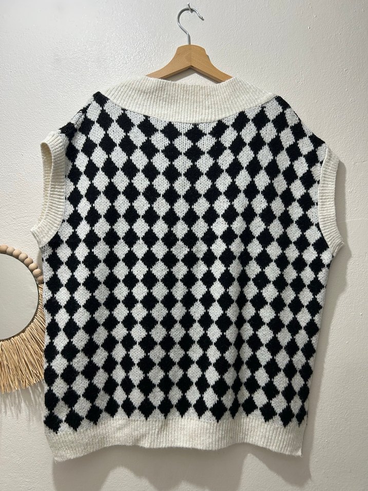 Beyaz Ekose Desenli V Yaka Süveter XL-XXL - Görsel 2