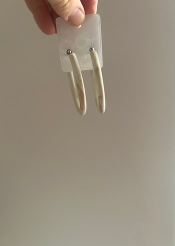 Bej Kemik Halka Küpe - Görsel 4