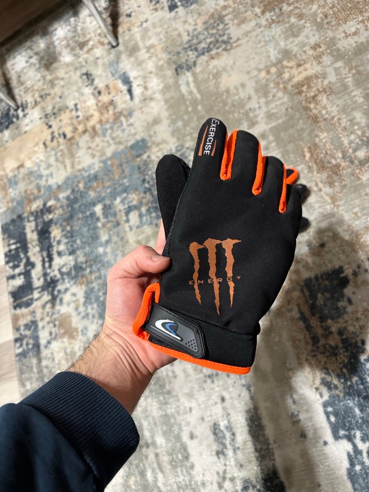 Erkek Siyah Turuncu Bağcıklı Streetwear Eldiven - Görsel 2