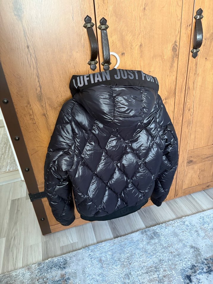 Siyah Kapüşonlu Fermuarlı Erkek Mont - Görsel 2