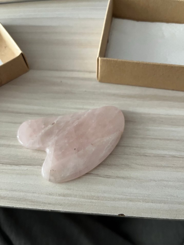 Pembe Kuvars Gua Sha Masaj Taşı - Görsel 2